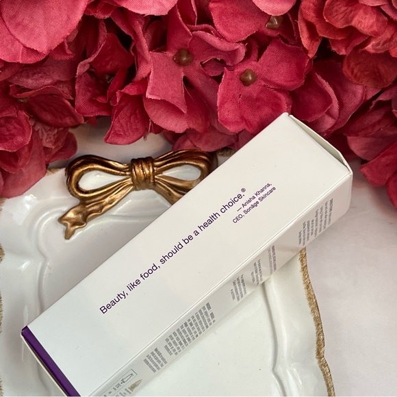 SONÄGE SKINCARE Collagen Boosting Serum - Picture 4 of 8